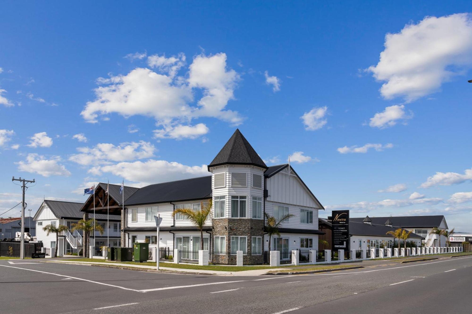 Newina Rotorua Hotel Buitenkant foto