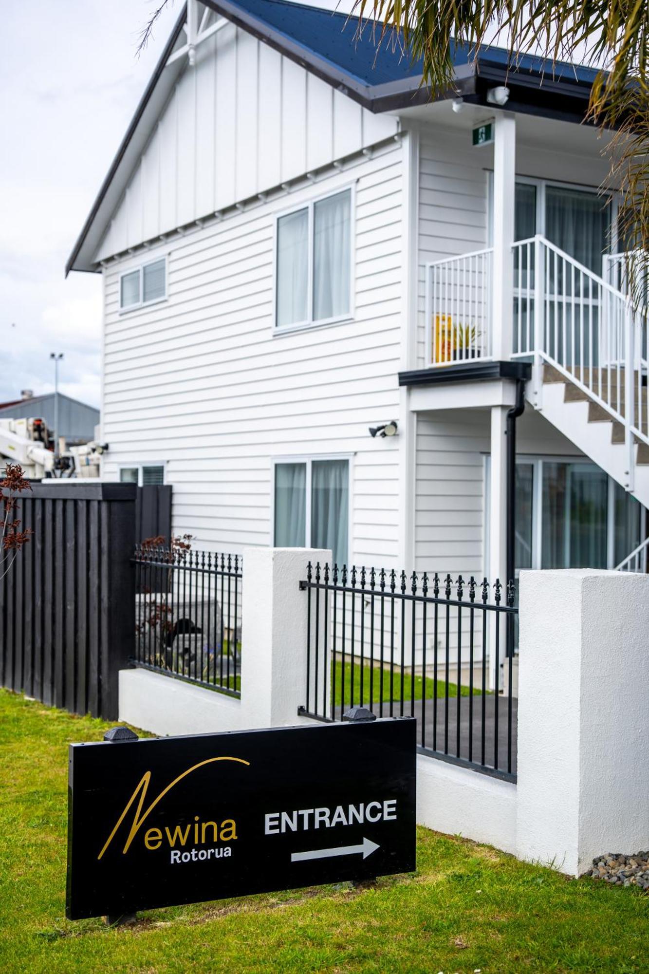 Newina Rotorua Hotel Buitenkant foto