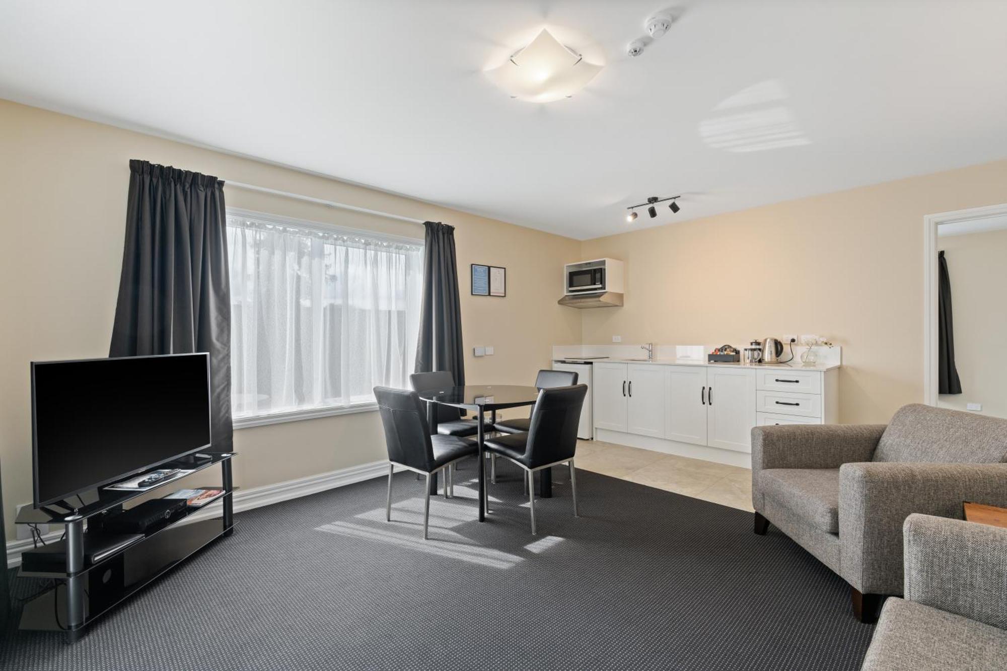 Newina Rotorua Hotel Buitenkant foto